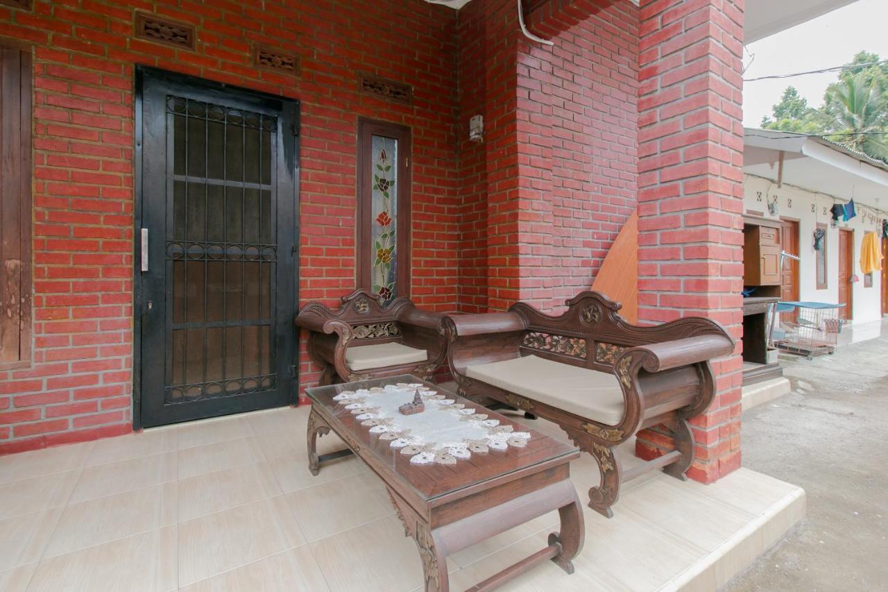 Ayu Homestay Syariah Sukabumi Esterno foto