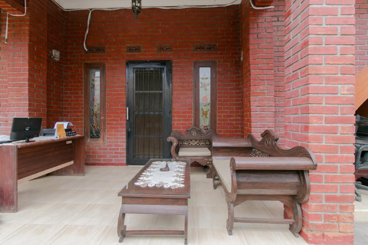 Ayu Homestay Syariah Sukabumi Esterno foto